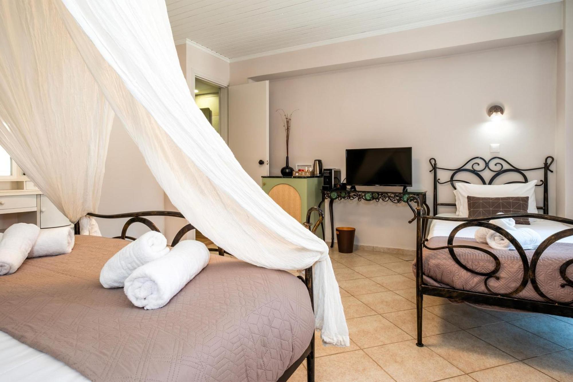 Santa Elena Boutique Rooms Hriszí Aktí Haniá Kültér fotó