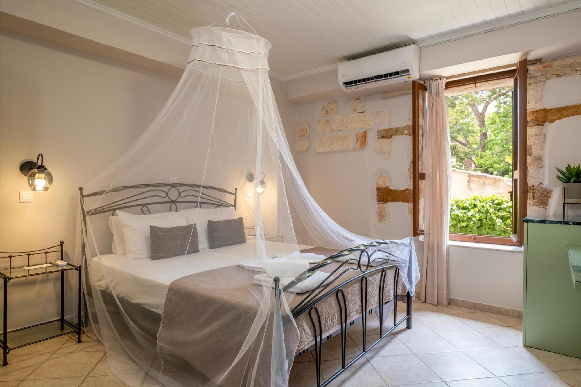 Santa Elena Boutique Rooms Hriszí Aktí Haniá Kültér fotó